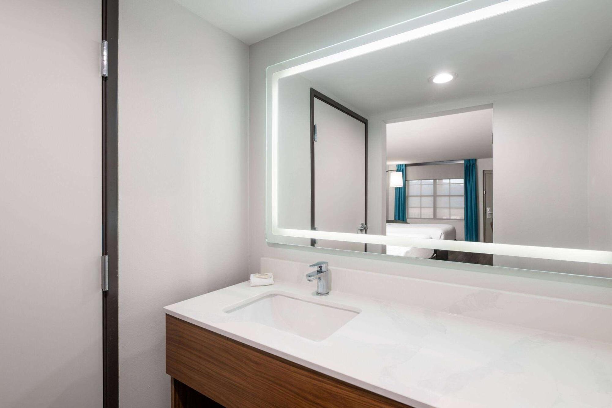 La Quinta Inn By Wyndham San Diego - Miramar Εξωτερικό φωτογραφία